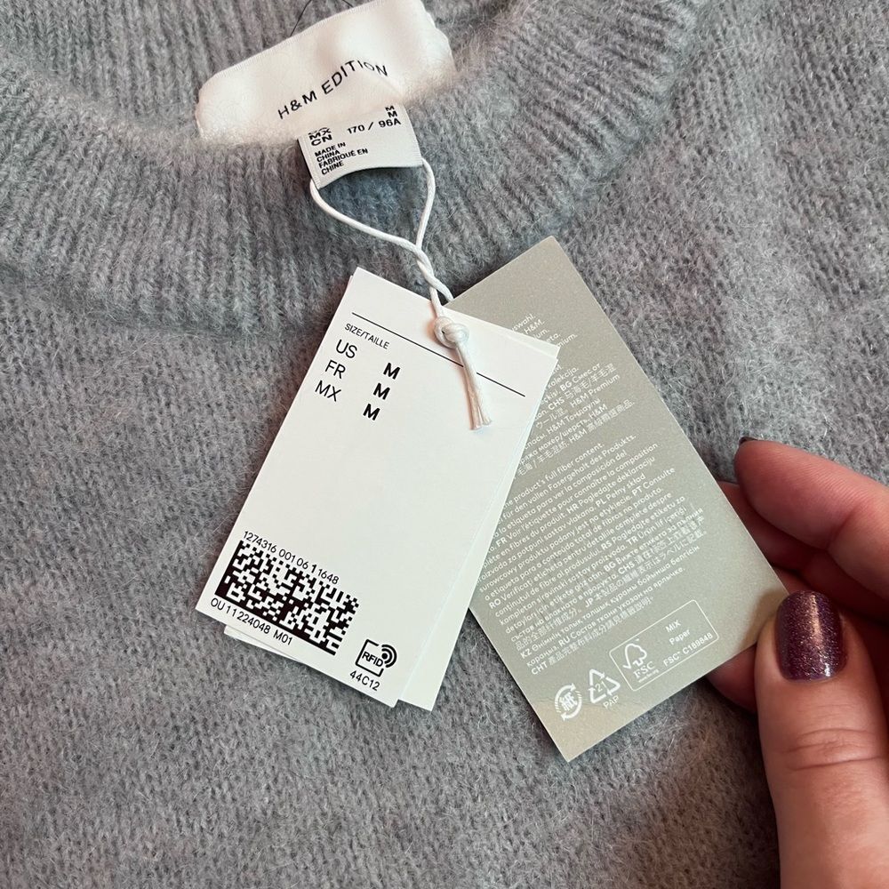 NWT H&M Edition Premium Selection Oversized Mohair Blend Sweater Size M - Picture 7 of 10